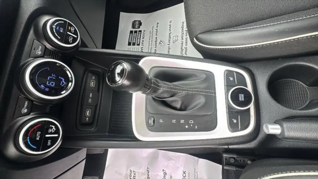 Hyundai VENUE 2022 Limited 4dr Crossover
