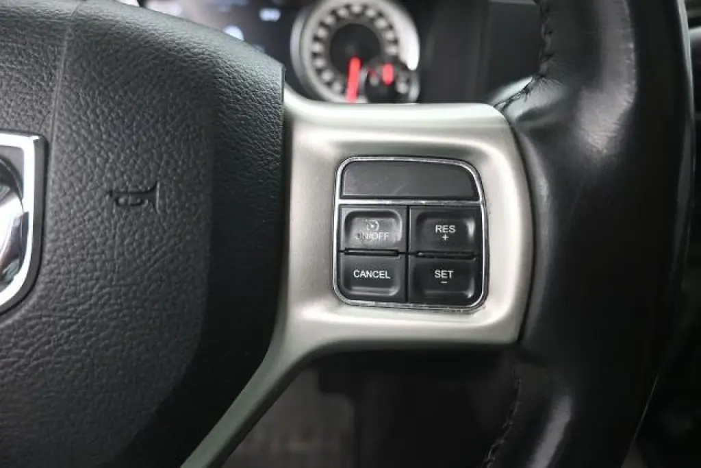 Ram 2500 2018 4x4 Laramie 4dr Mega Cab 6.3 ft. SB Pickup
