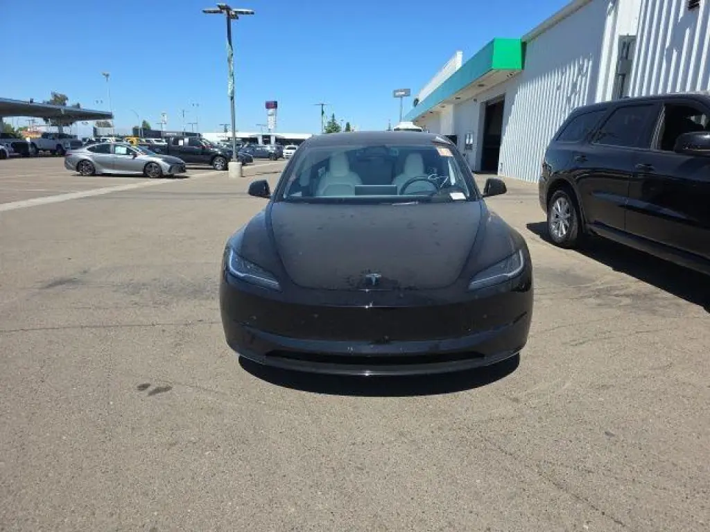 Tesla Model 3 2024 AWD Long Range 4dr Sedan
