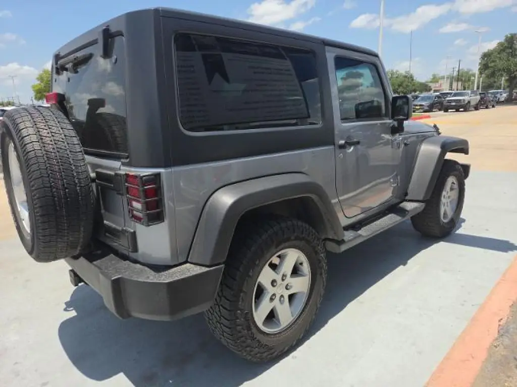 Jeep Wrangler 2015 4x4 Sport 2dr SUV