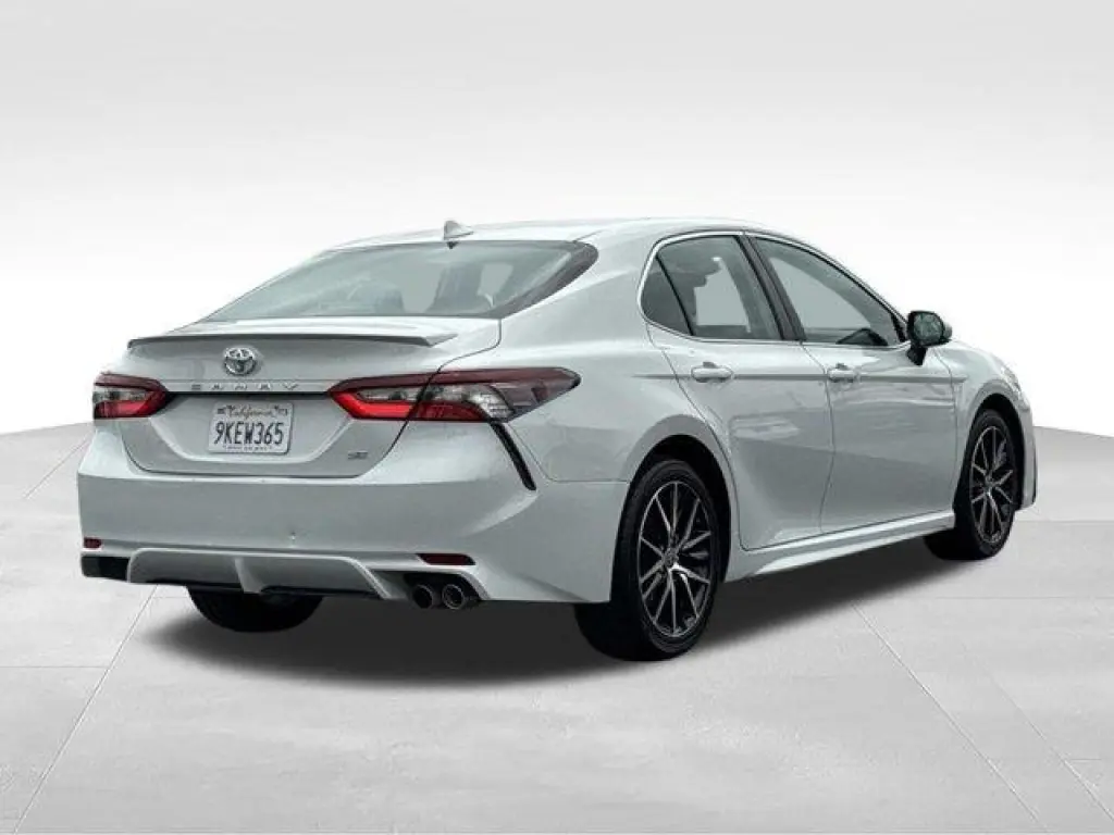 Toyota Camry 2024 SE 4dr Sedan