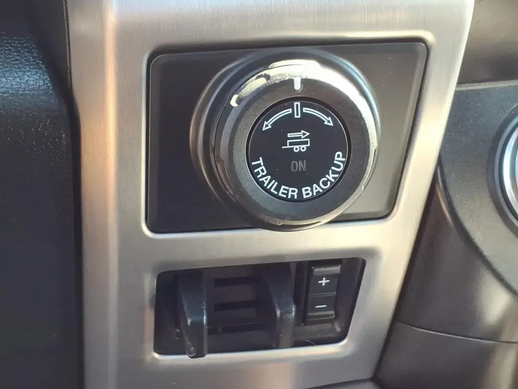 Ford F-150 2019 4x4 Platinum 4dr SuperCrew 5.5 ft. SB
