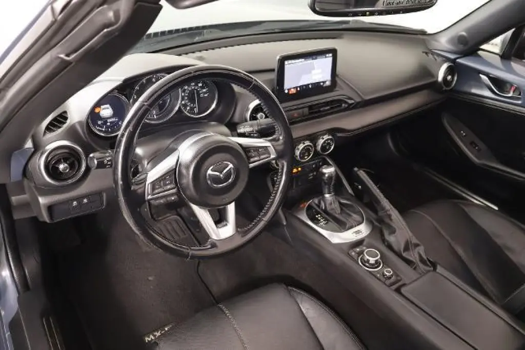 Mazda MX-5 Miata RF 2020 Grand Touring 2dr Convertible 6M