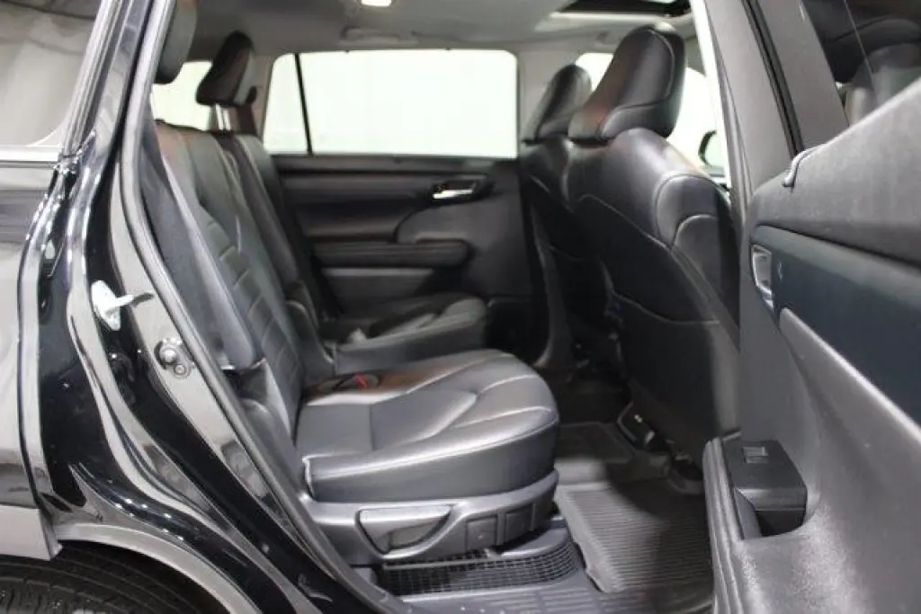Toyota Highlander Hybrid 2020 AWD XLE 4dr SUV