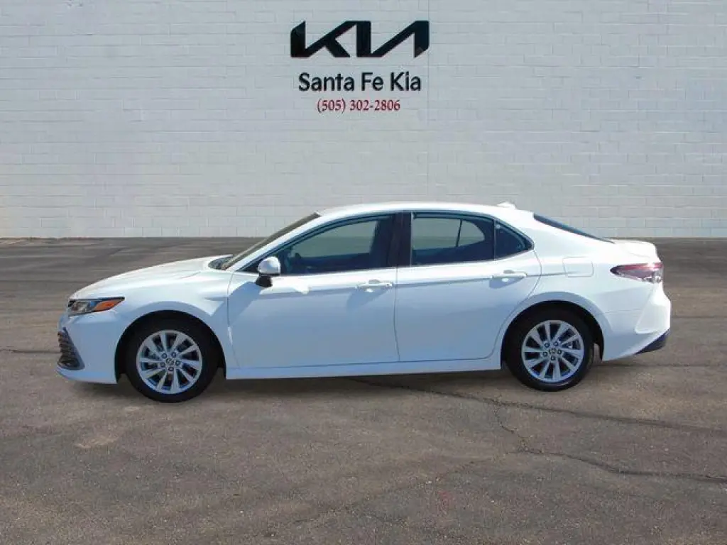 Toyota Camry 2024 LE 4dr Sedan
