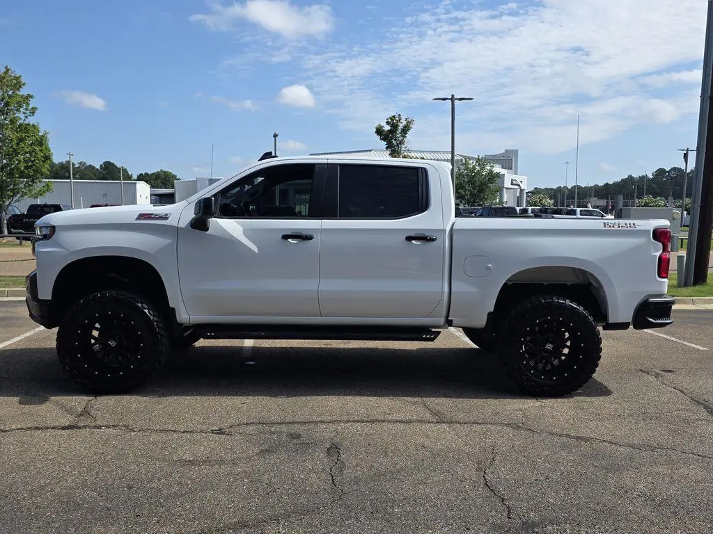 Chevrolet Silverado 1500 2019 4x4 LT Trail Boss 4dr Crew Cab 5.8 ft. SB