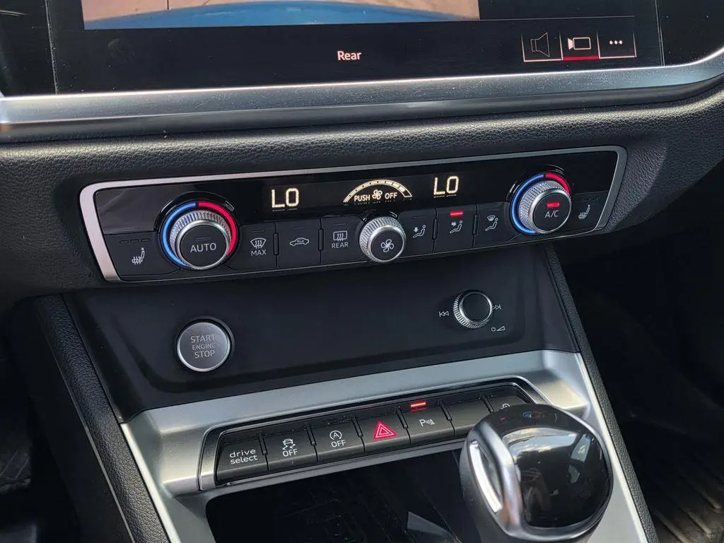 Audi Q3 2019 AWD quattro S line Premium Plus 45 TFSI 4dr SUV