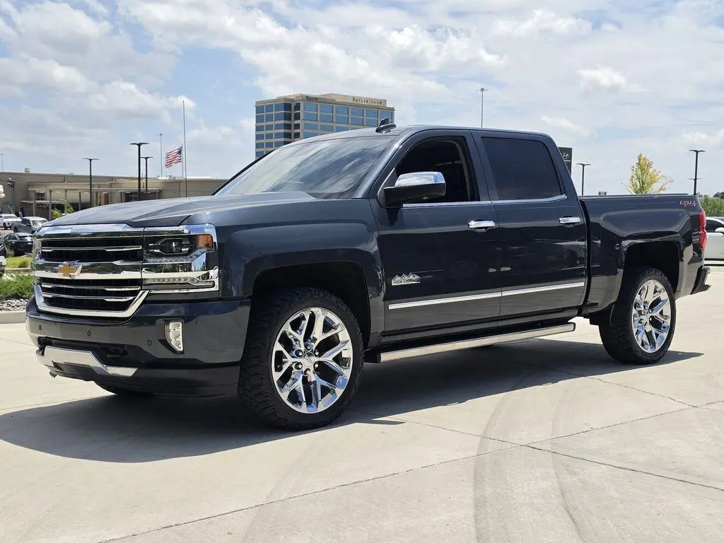 Chevrolet Silverado 1500 2018 4x4 High Country 4dr Crew Cab 5.8 ft. SB