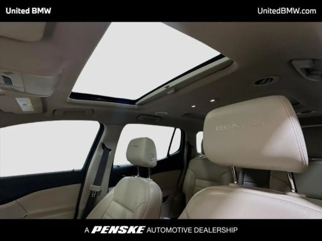 GMC Acadia 2019 Denali 4dr SUV