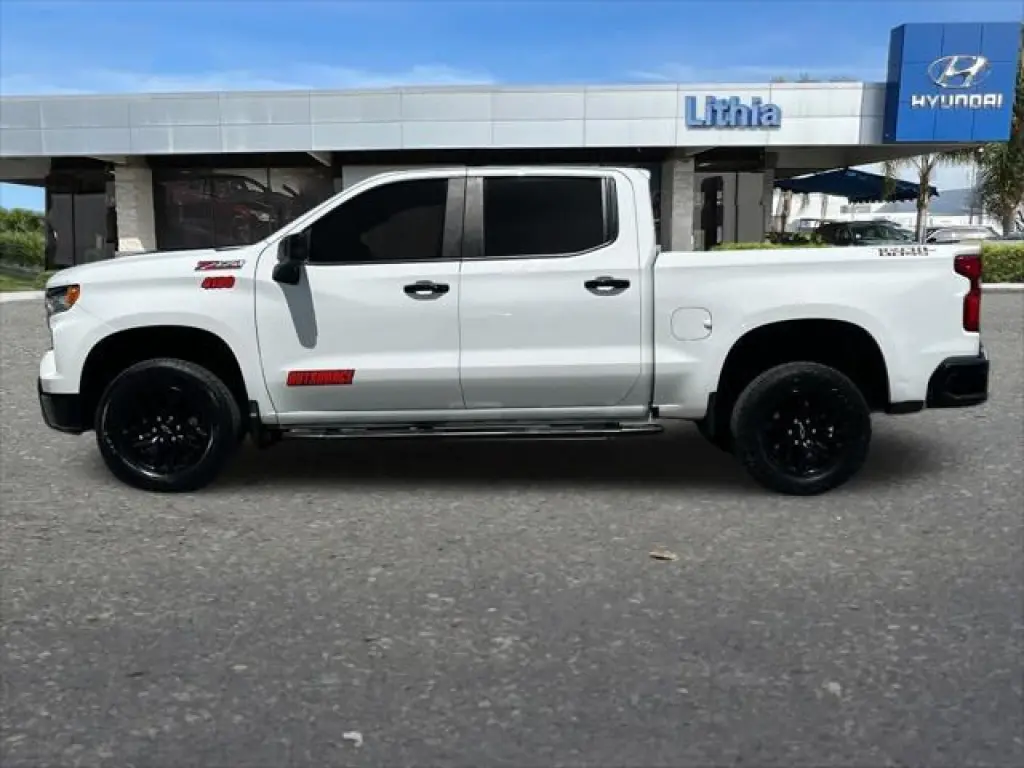 Chevrolet Silverado 1500 2023 4x4 LT Trail Boss 4dr Crew Cab 5.8 ft. SB