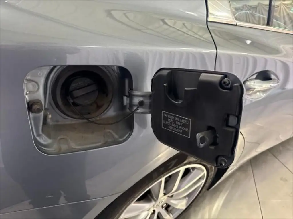 INFINITI Q50 2015 Premium 4dr Sedan