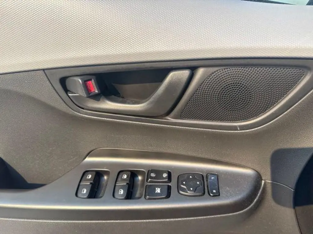Hyundai KONA 2020 SEL 4dr Crossover