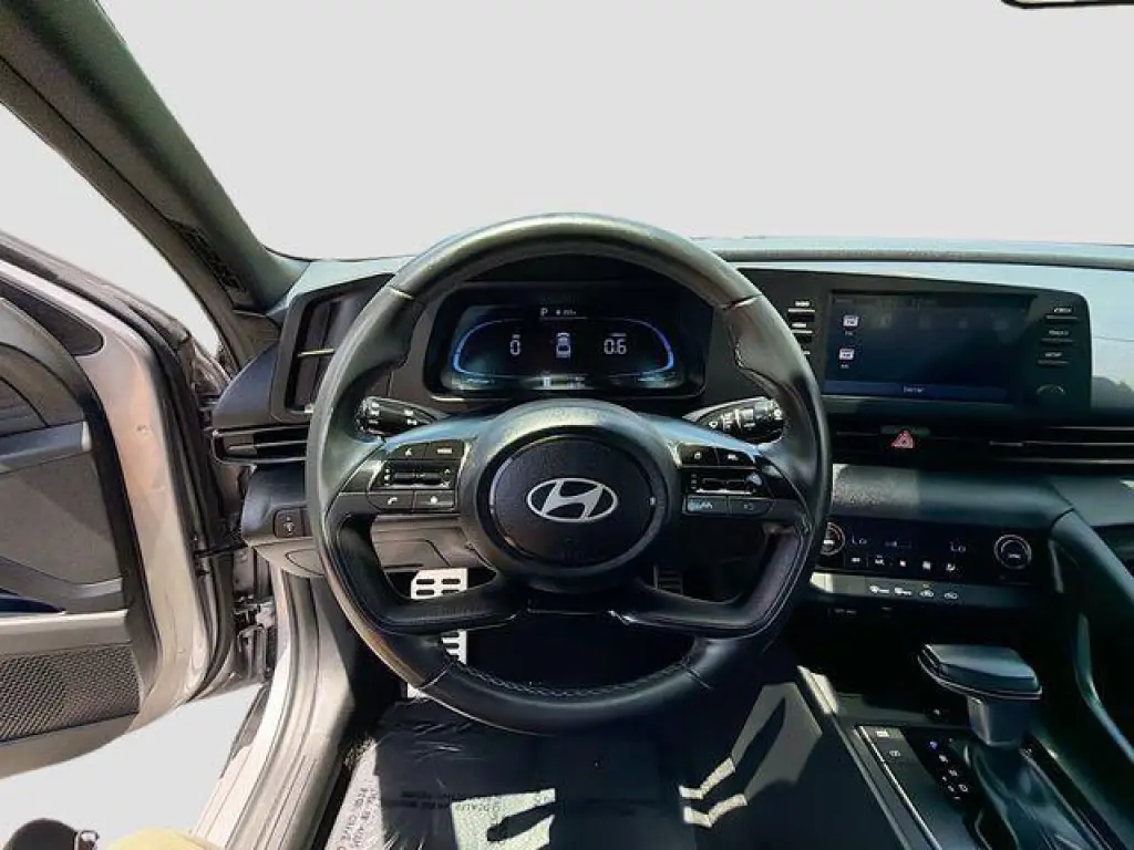 Hyundai ELANTRA 2025 SEL Sport 4dr Sedan