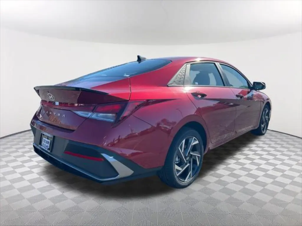 Hyundai ELANTRA 2025 SEL Sport 4dr Sedan