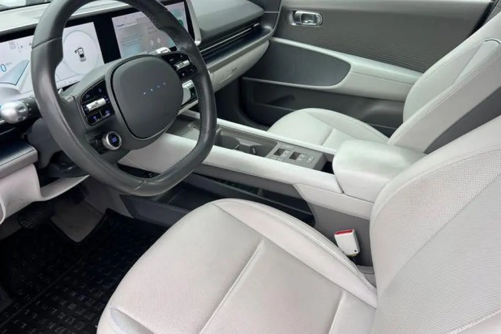 Hyundai IONIQ 6 2024 SEL 4dr Sedan