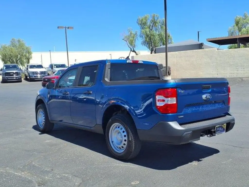 Ford Maverick 2024 XL 4dr SuperCrew 4.5 ft. SB
