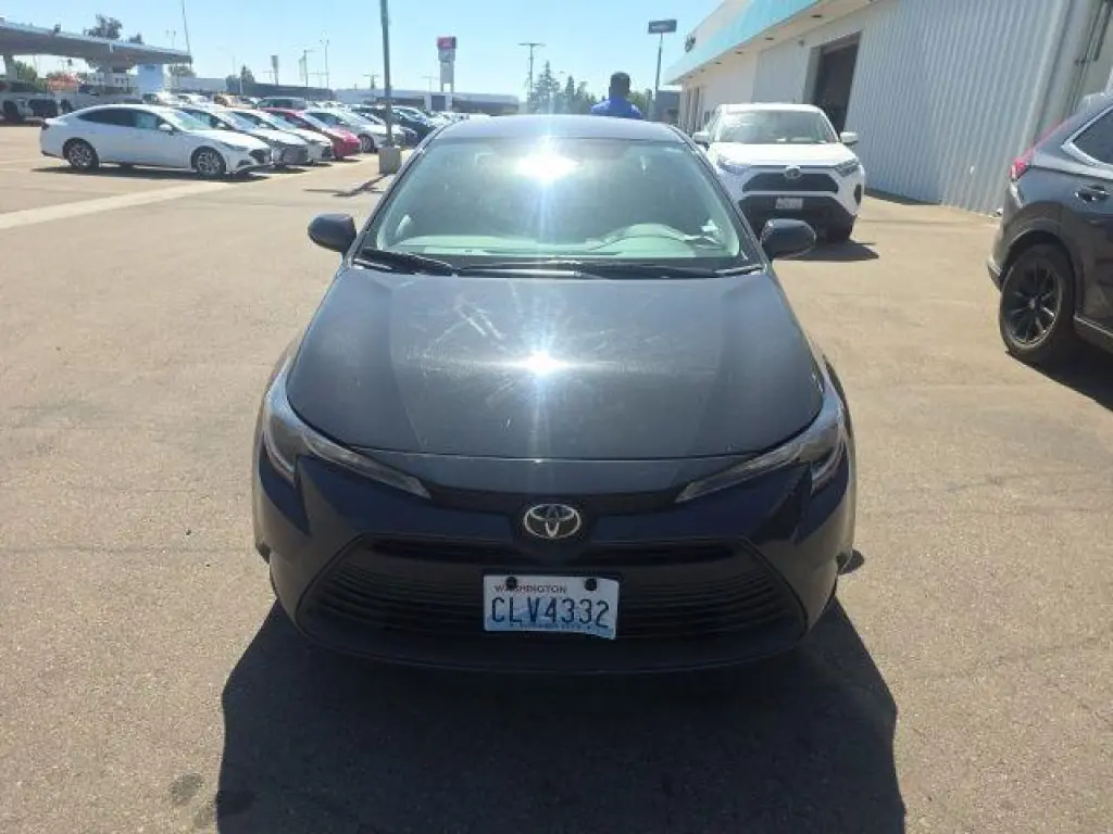 Toyota Corolla 2024 LE 4dr Sedan