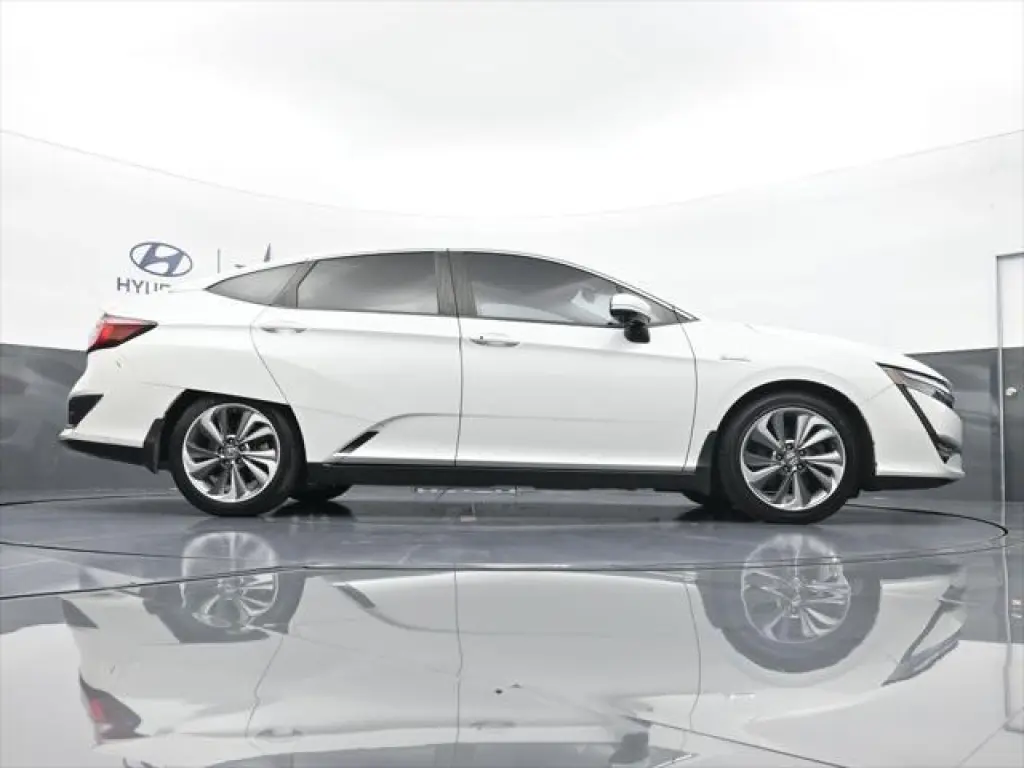 Honda Clarity Plug-In Hybrid 2018 Base 4dr Sedan