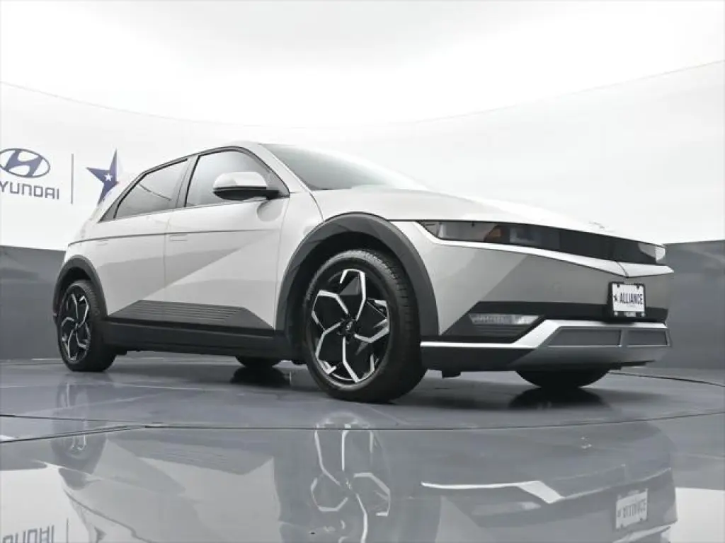 Hyundai IONIQ 5 2023 SE 4dr Crossover