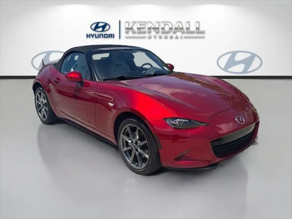 Mazda MX-5 Miata 2021 Grand Touring 2dr Convertible 6A