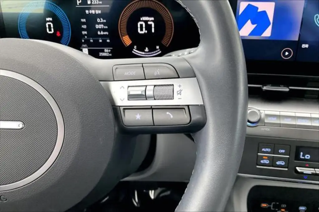 Hyundai KONA 2025 AWD SEL 4dr Crossover
