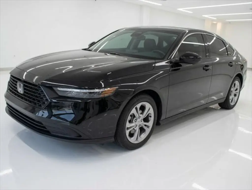 Honda Accord 2025 LX 4dr Sedan
