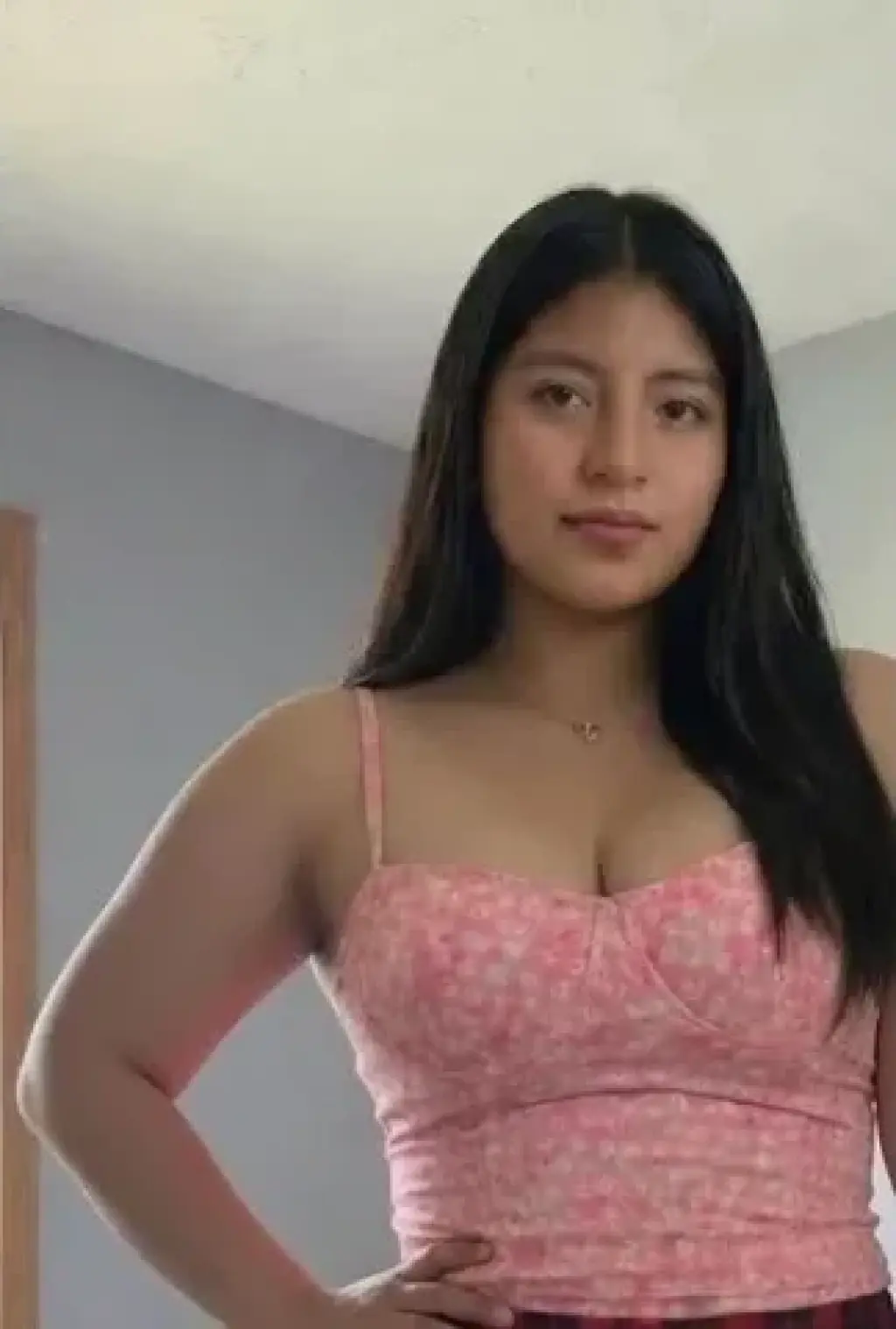 562-767-5446 ESTE LOS ÁNGELES
