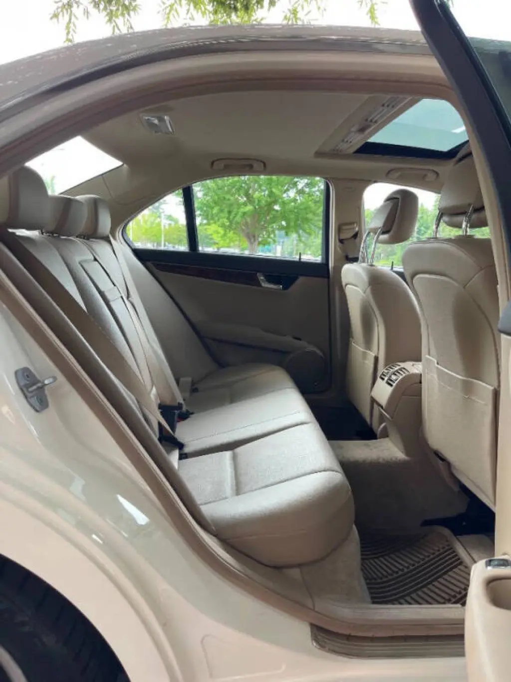 2010 Mercedes-Benz C-Class C 300 Sport 4MATIC