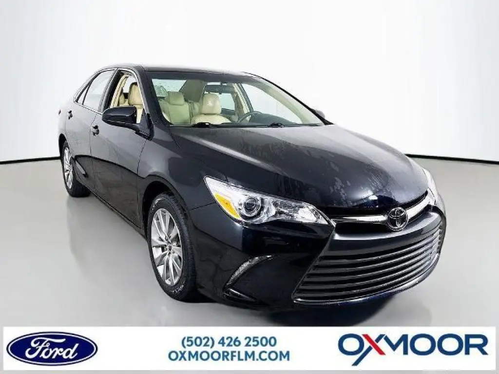 Toyota Camry 2015 SE 4dr Sedan