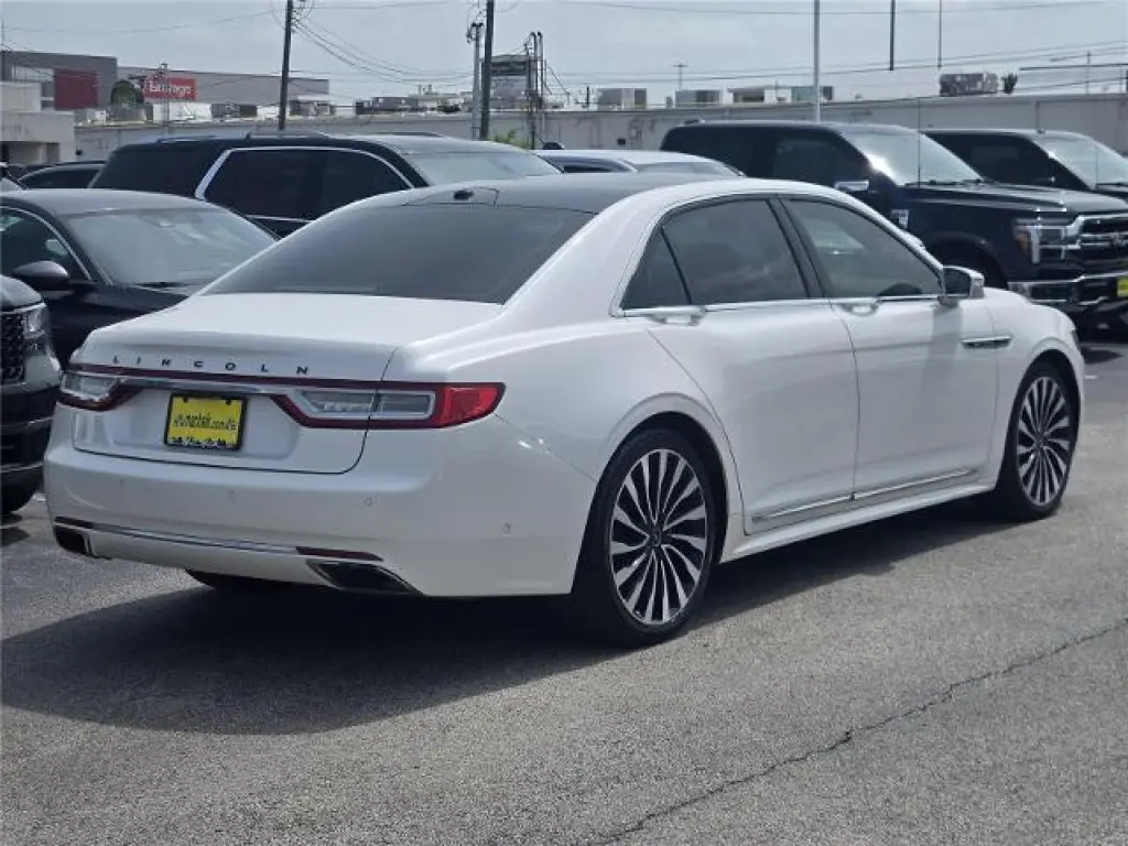 Lincoln Continental 2017 AWD Black Label 4dr Sedan