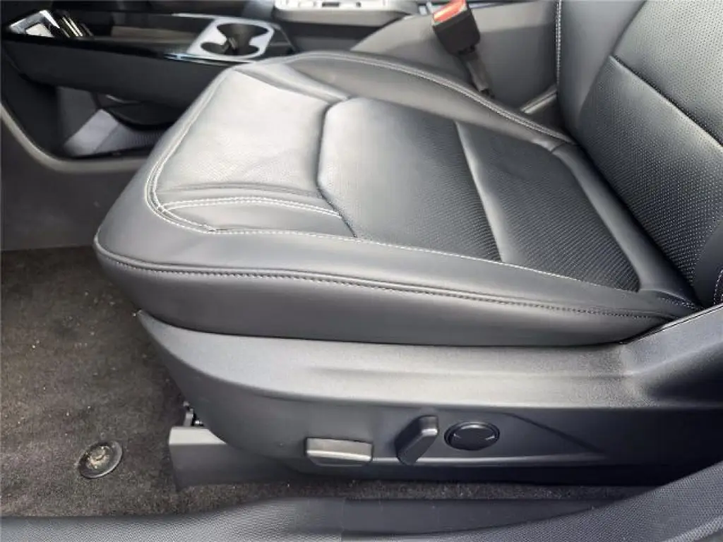 Ford Mustang Mach-E 2025 AWD Premium 4dr SUV