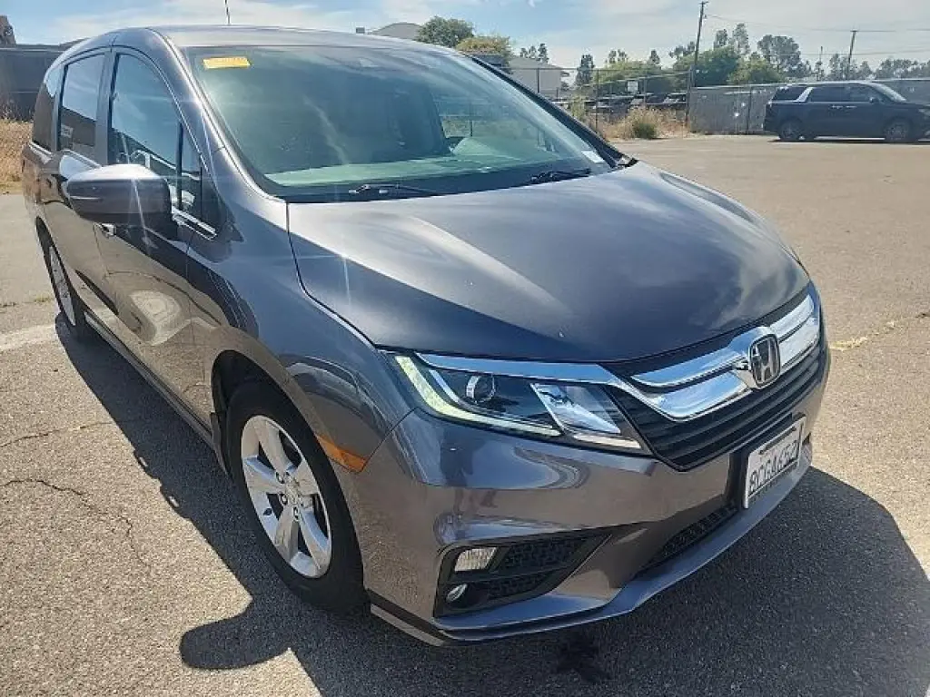 Honda Odyssey 2018 EX-L 4dr Mini-Van w/Navi and RES