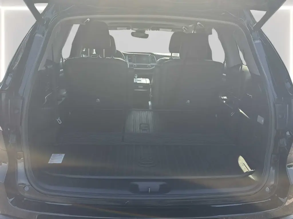 Toyota Highlander 2019 AWD SE 4dr SUV