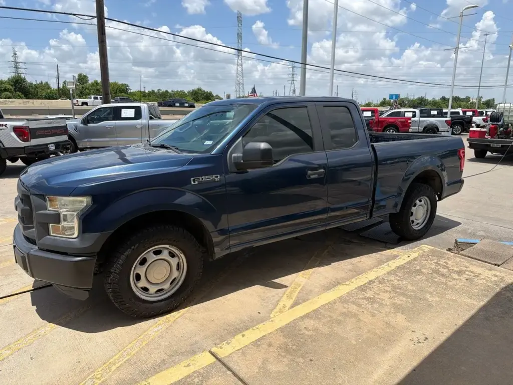 Ford F-150 2016 4x2 XL 4dr SuperCab 6.5 ft. SB