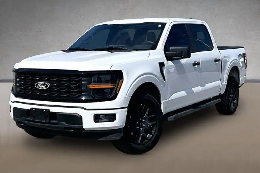 Ford F-150 2024 4x4 STX 4dr SuperCrew 5.5 ft. SB