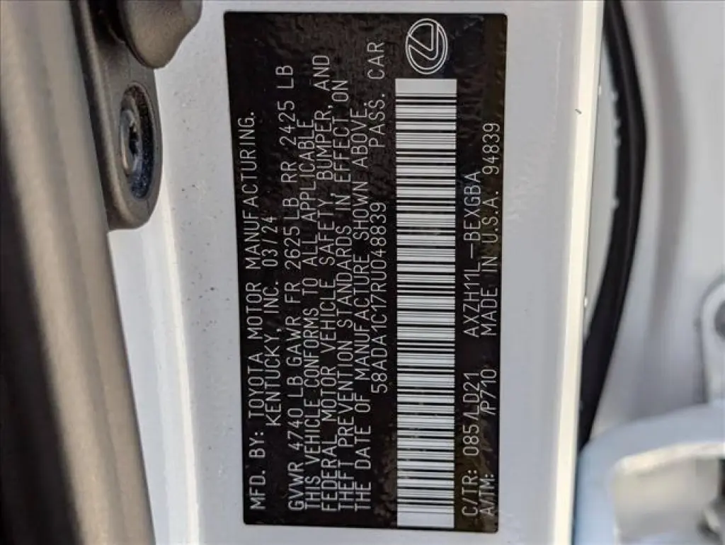 Lexus ES 300h 2024 4dr Sedan