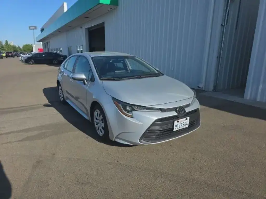 Toyota Corolla 2024 LE 4dr Sedan