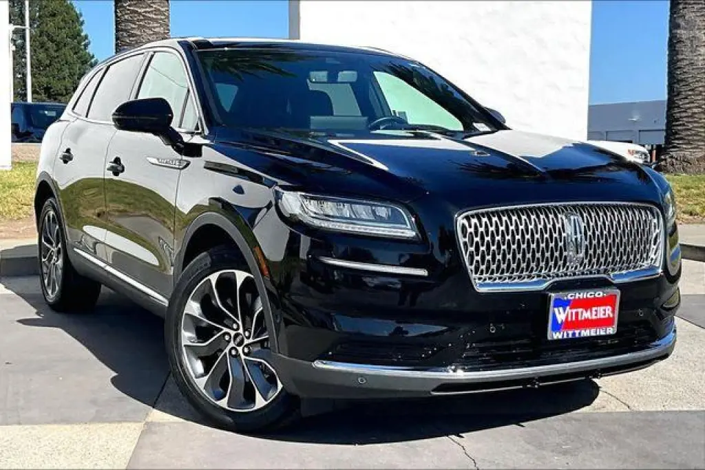 Lincoln Nautilus 2022 AWD Reserve 4dr SUV
