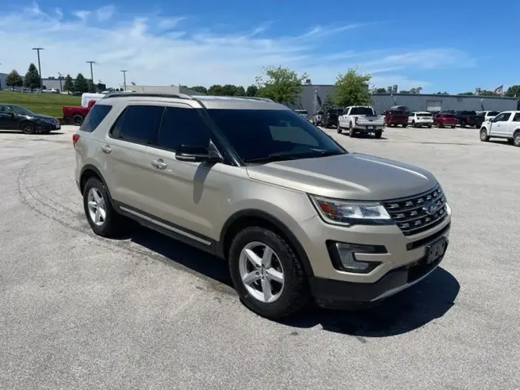 Ford Explorer 2017 AWD XLT 4dr SUV