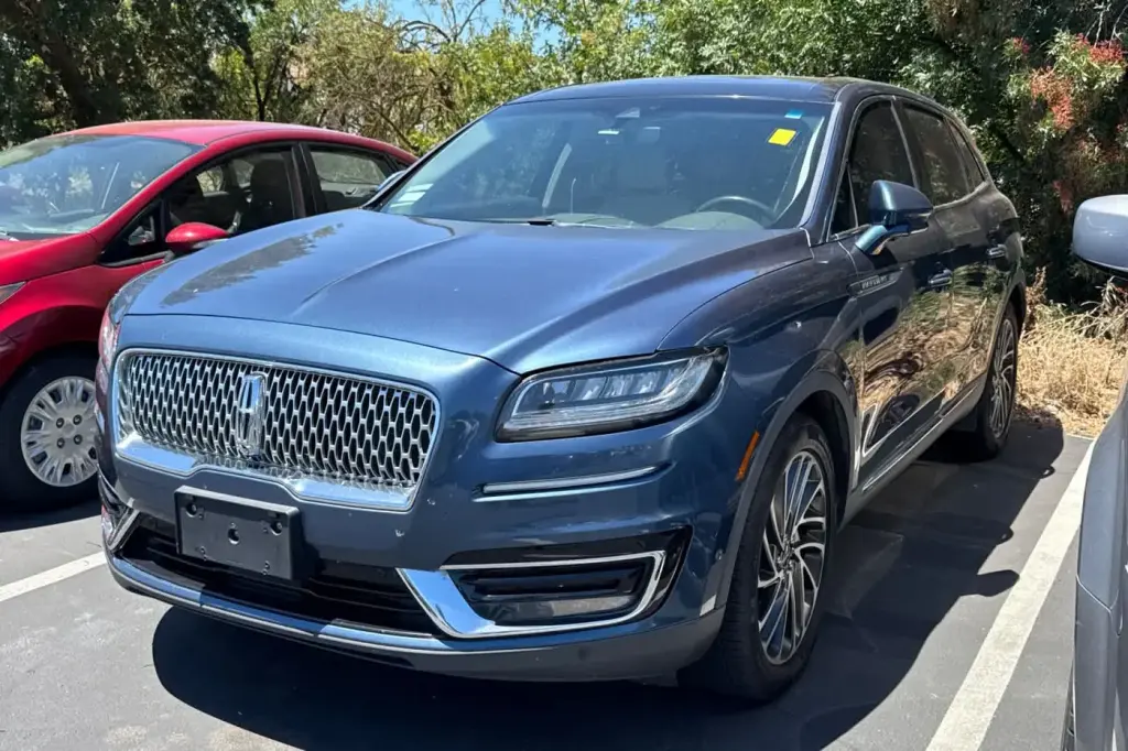 Lincoln Nautilus 2019 Reserve 4dr SUV
