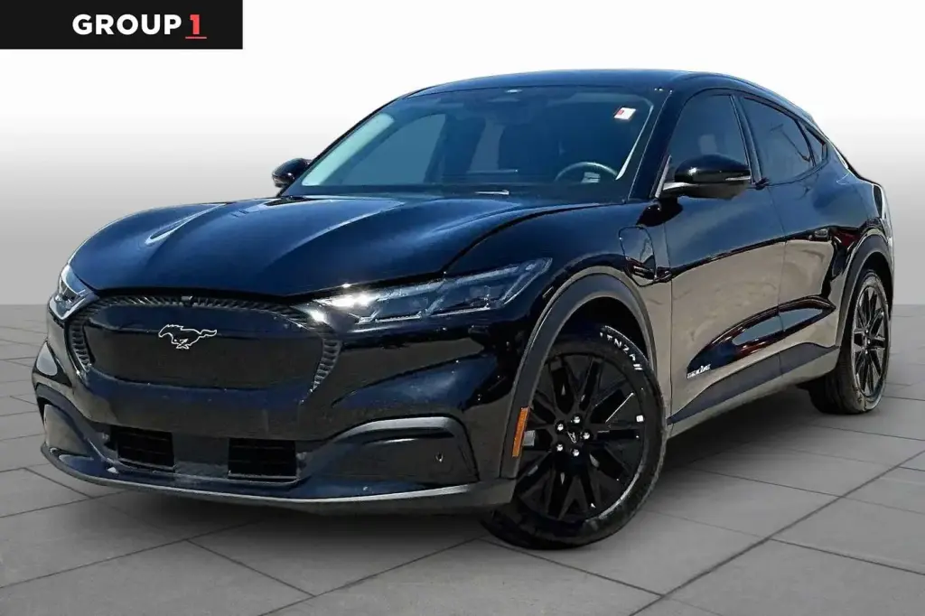 Ford Mustang Mach-E 2025 Select 4dr SUV