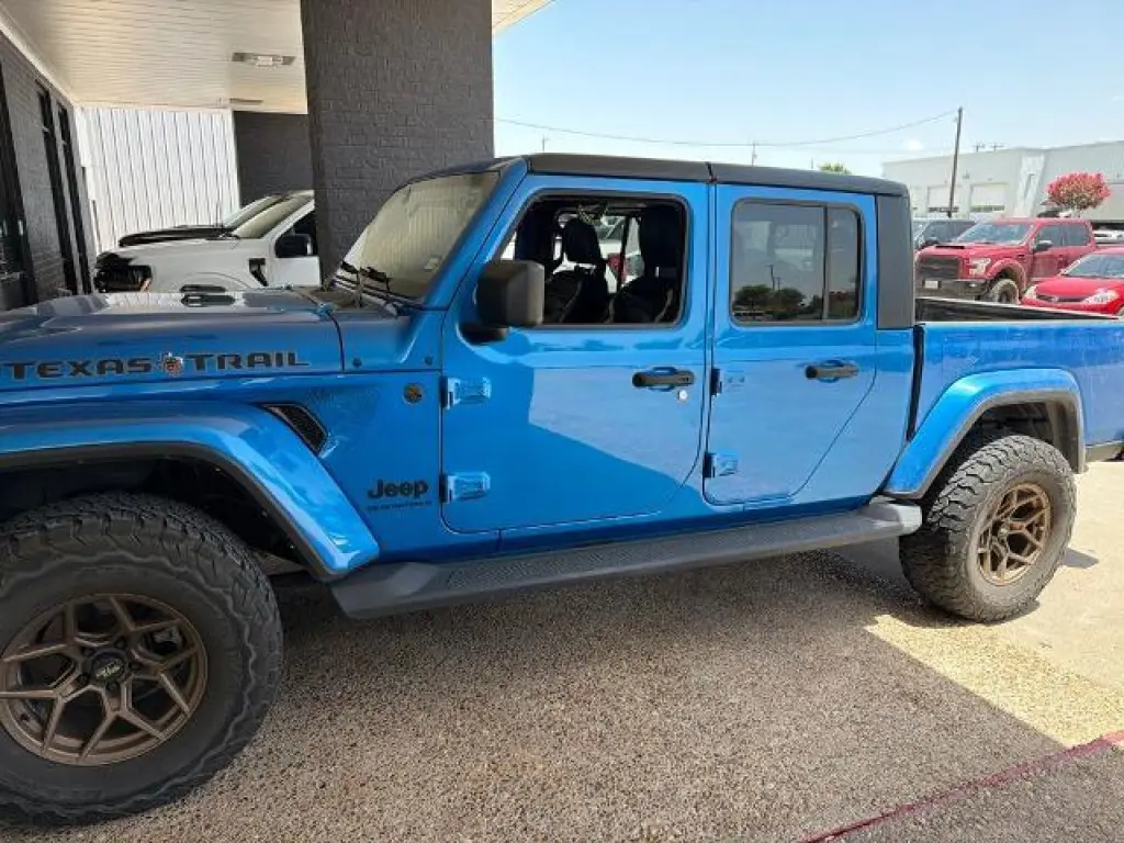 Jeep Gladiator 2023 4x4 Freedom 4dr Crew Cab 5.0 ft. SB