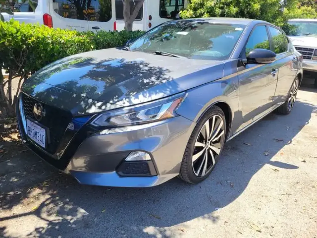 Nissan Altima 2019 2.5 SR 4dr Sedan