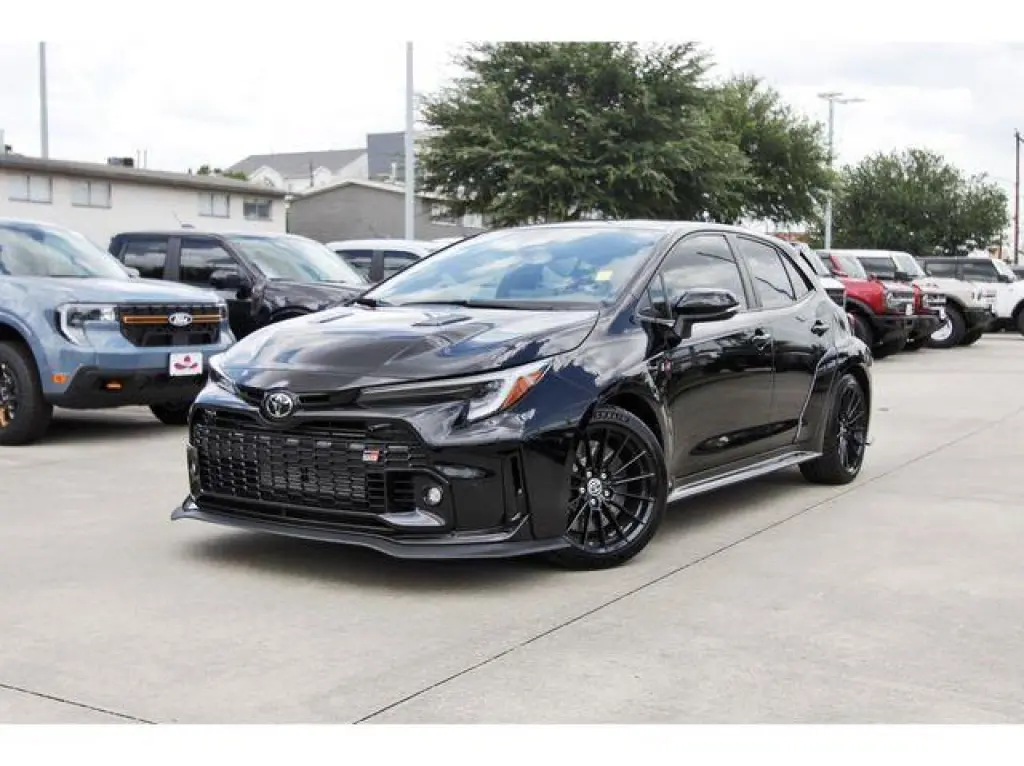 Toyota GR Corolla 2024 AWD Core 4dr Hatchback