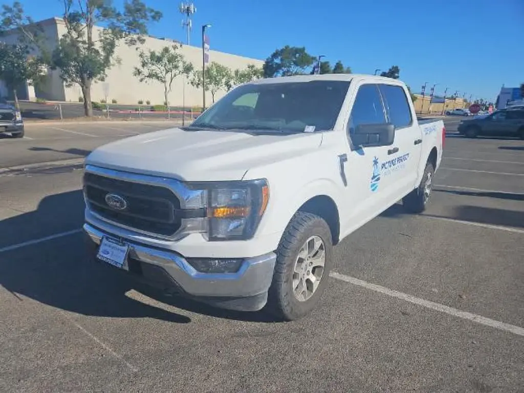 Ford F-150 2023 4x4 XL 4dr SuperCrew 5.5 ft. SB
