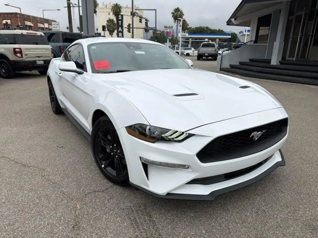 Ford Mustang 2022 EcoBoost 2dr Fastback