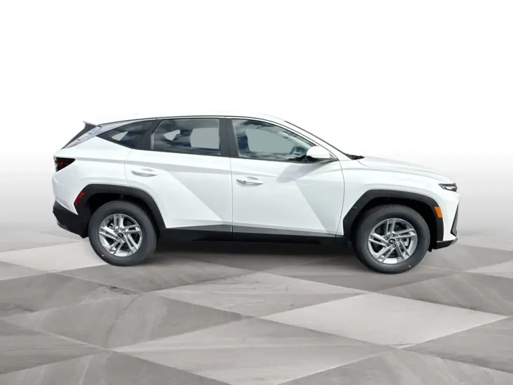 Hyundai TUCSON 2026 SE 4dr SUV