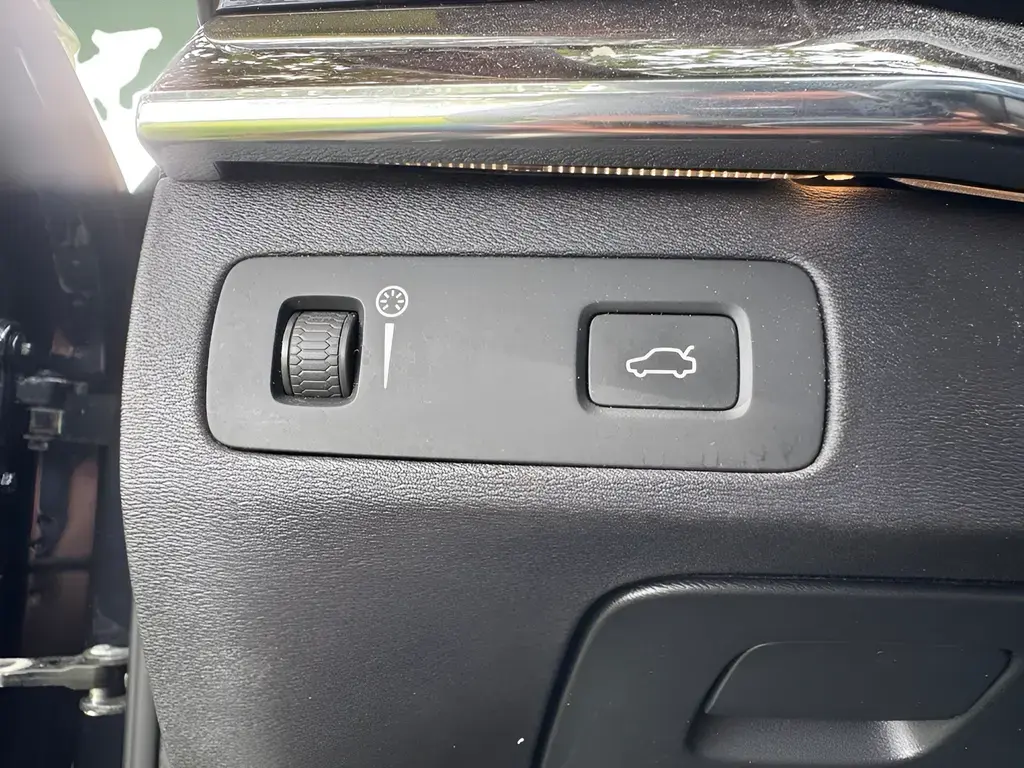 Volvo XC90 2017 AWD T6 Momentum 4dr SUV