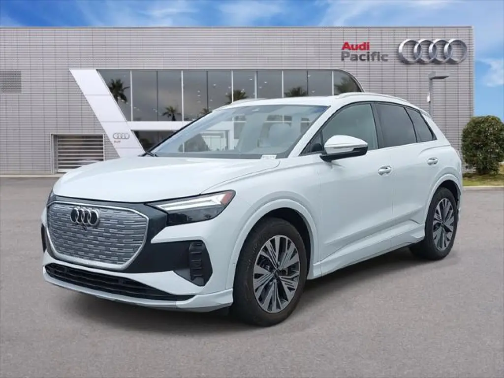 Audi Q4 e-tron 2023 Premium Plus 40 4dr SUV