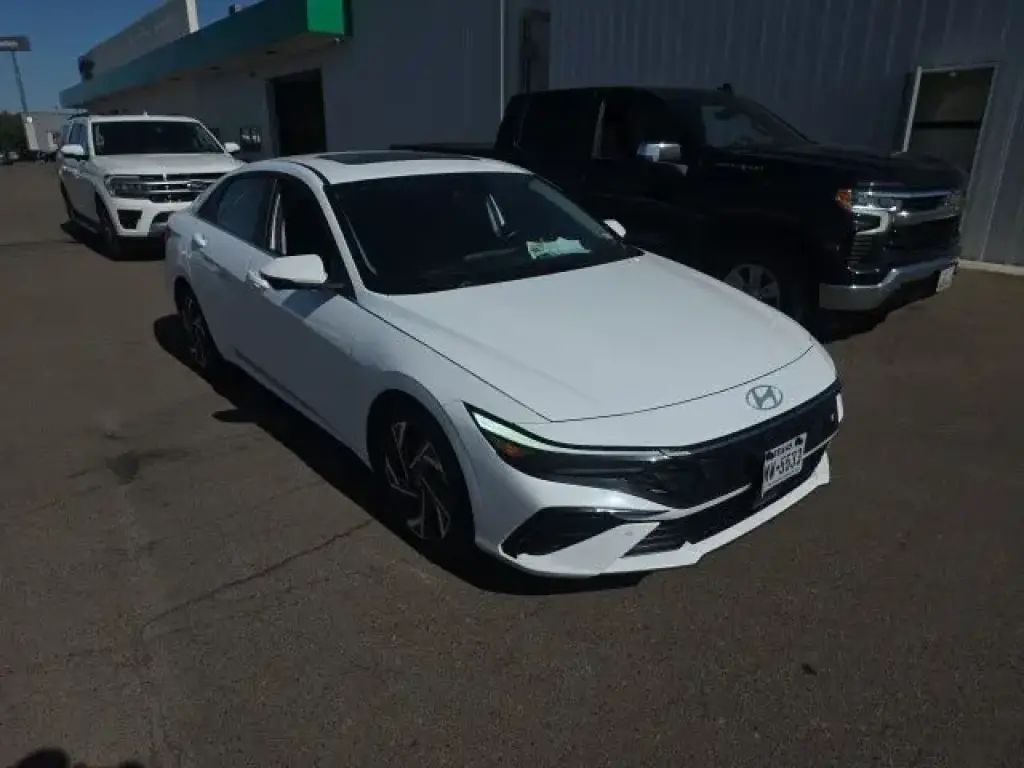 Hyundai ELANTRA 2024 Limited 4dr Sedan